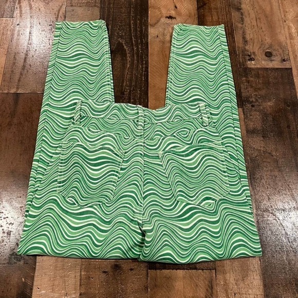 Green wave Daisy Street Wavy Mom Jeans - Picture 7 of 8